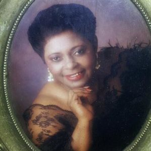 Meet your Posher, Lena